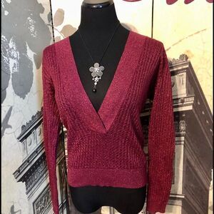 Nice shimmering sweater by New York & company